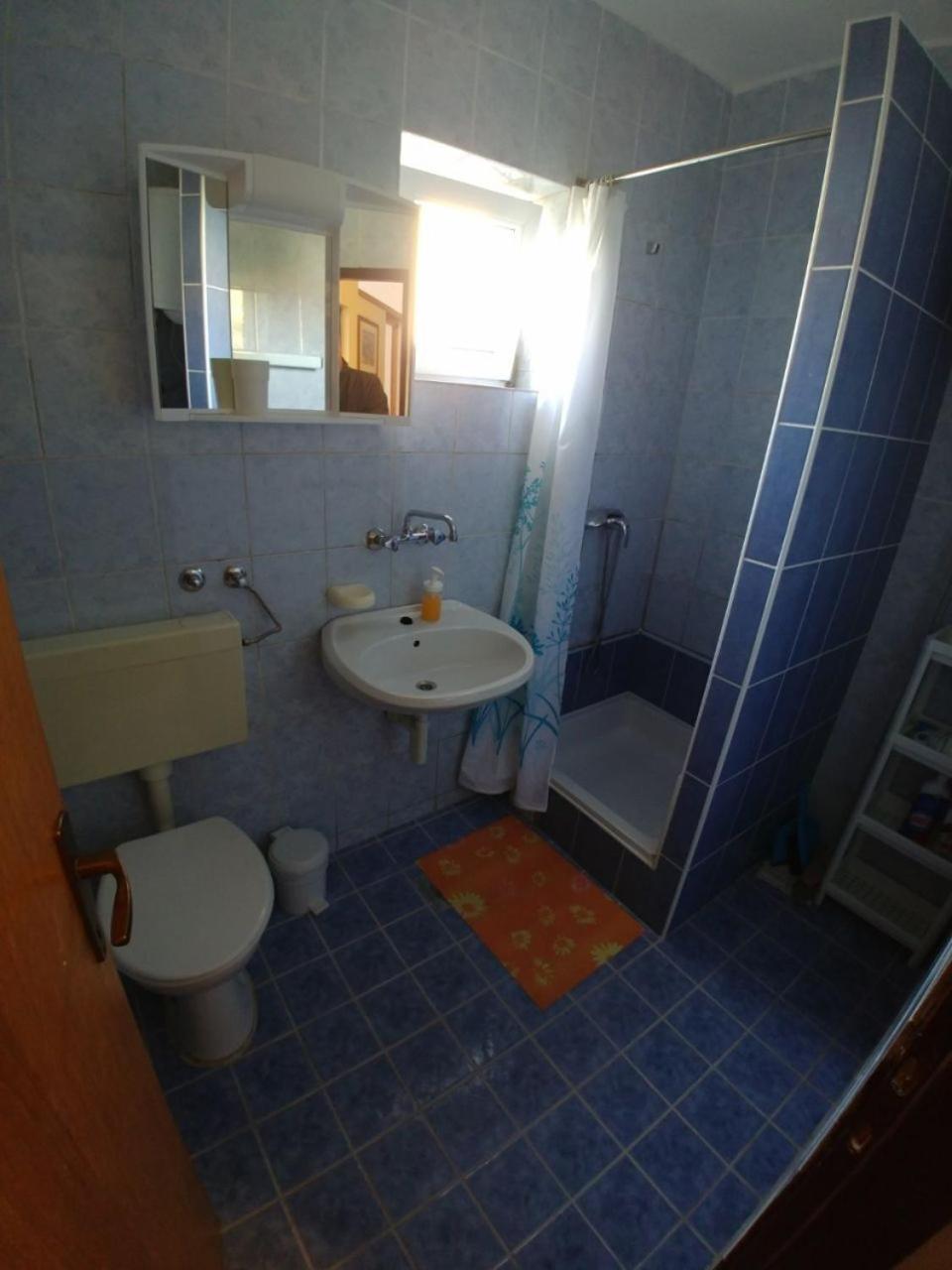 Apartment Svetka 萨利 外观 照片
