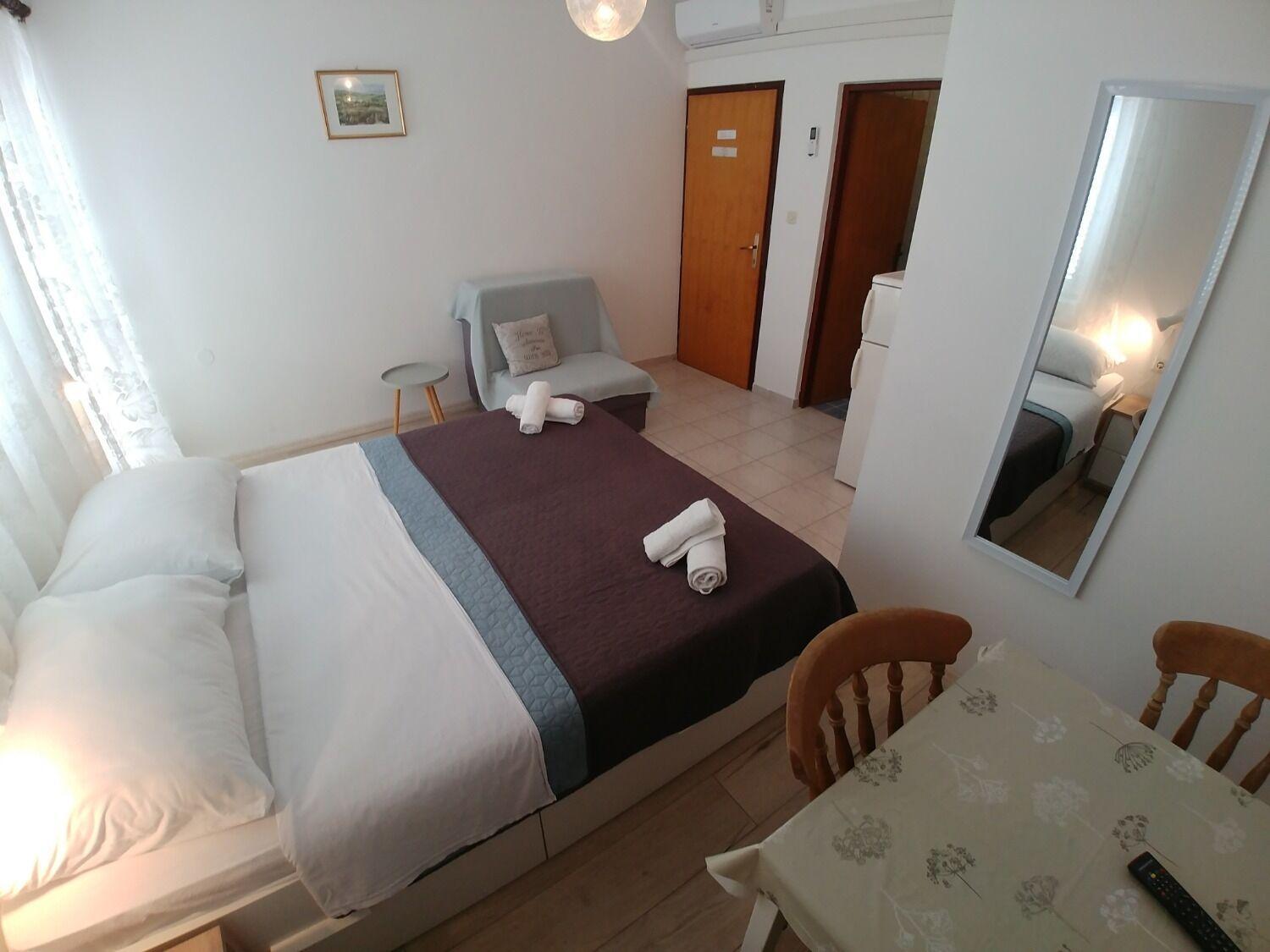Apartment Svetka 萨利 外观 照片