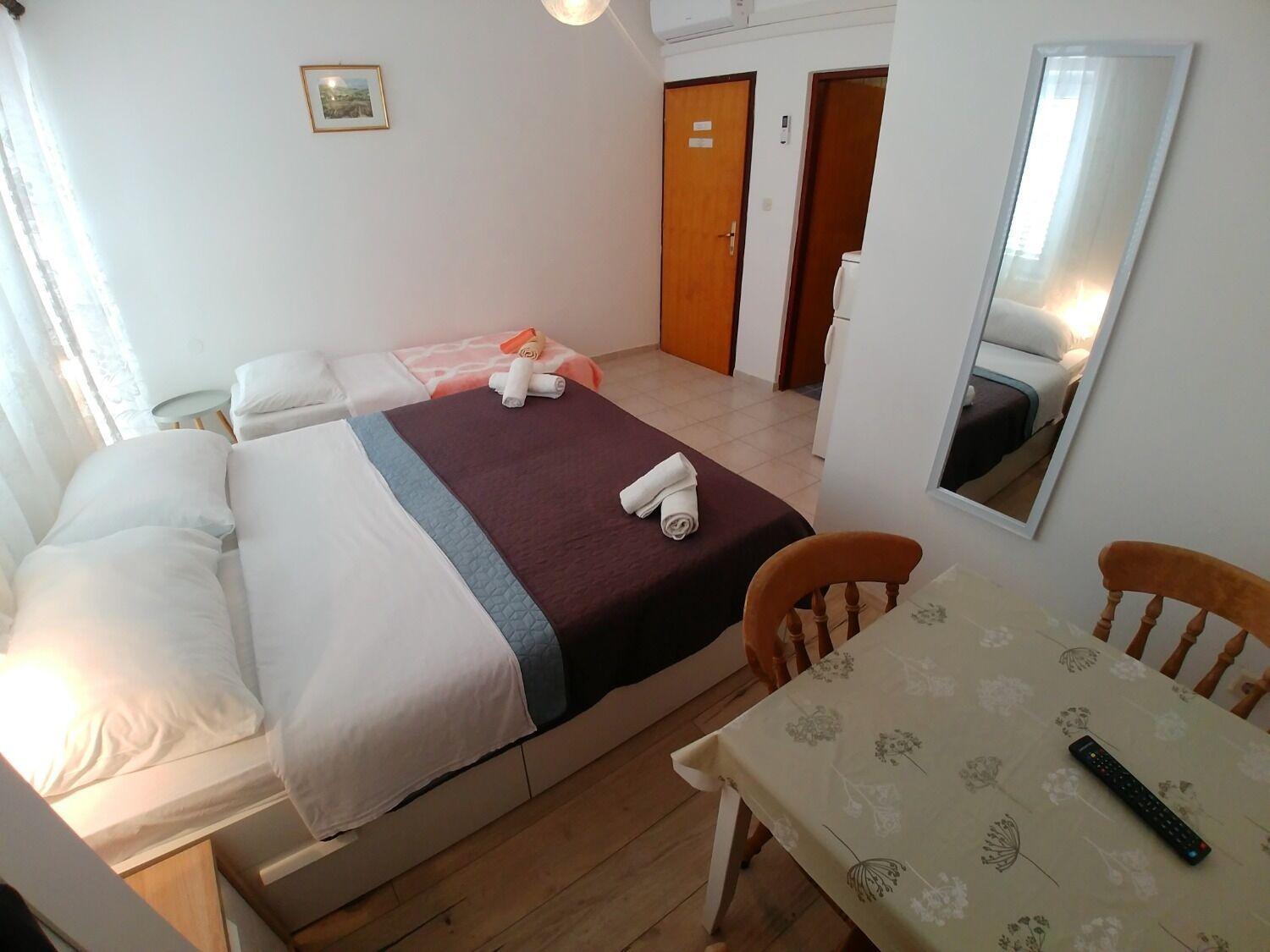Apartment Svetka 萨利 外观 照片
