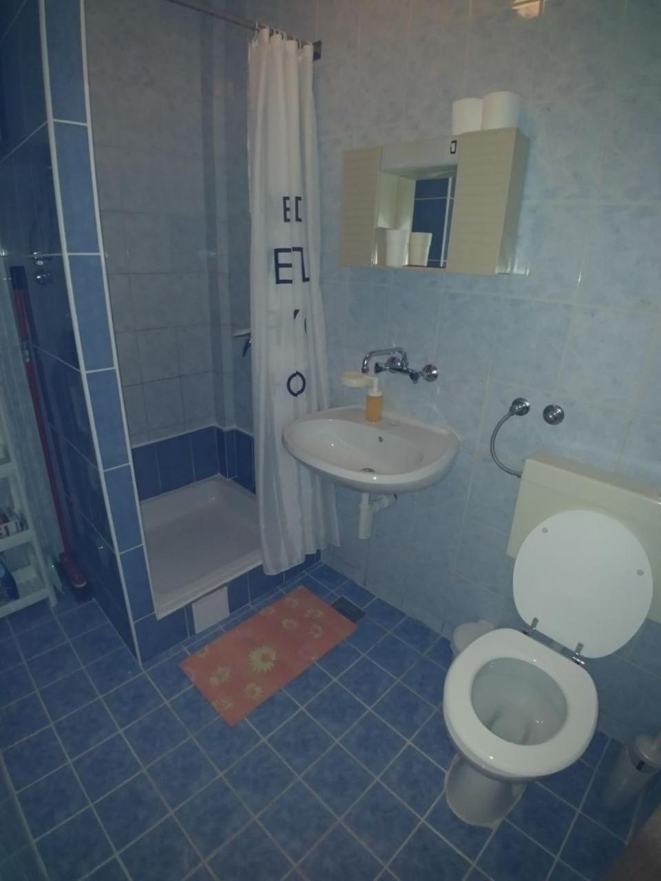 Apartment Svetka 萨利 外观 照片