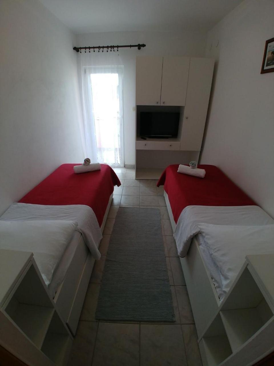 Apartment Svetka 萨利 外观 照片