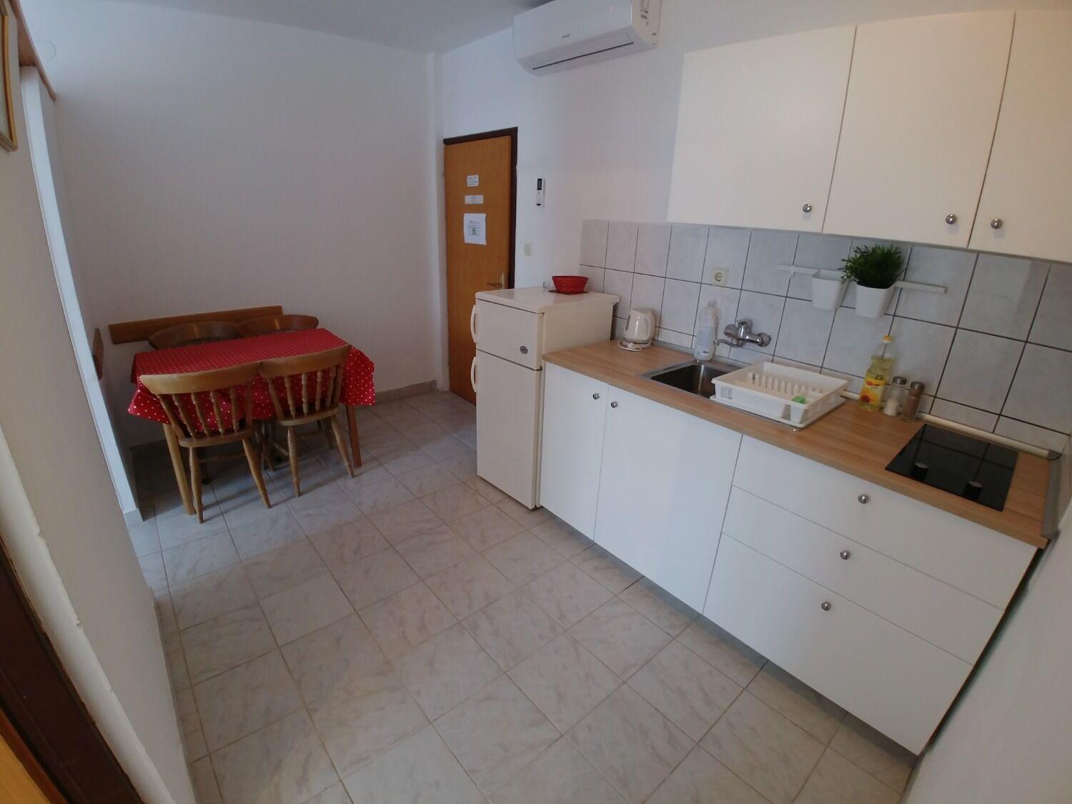 Apartment Svetka 萨利 外观 照片